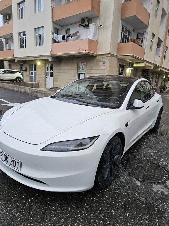 Tesla Model 3, 82 kWh, 2024 il, 18 000 km 88-DK-301 — Avtomobillər, Bakı (4)