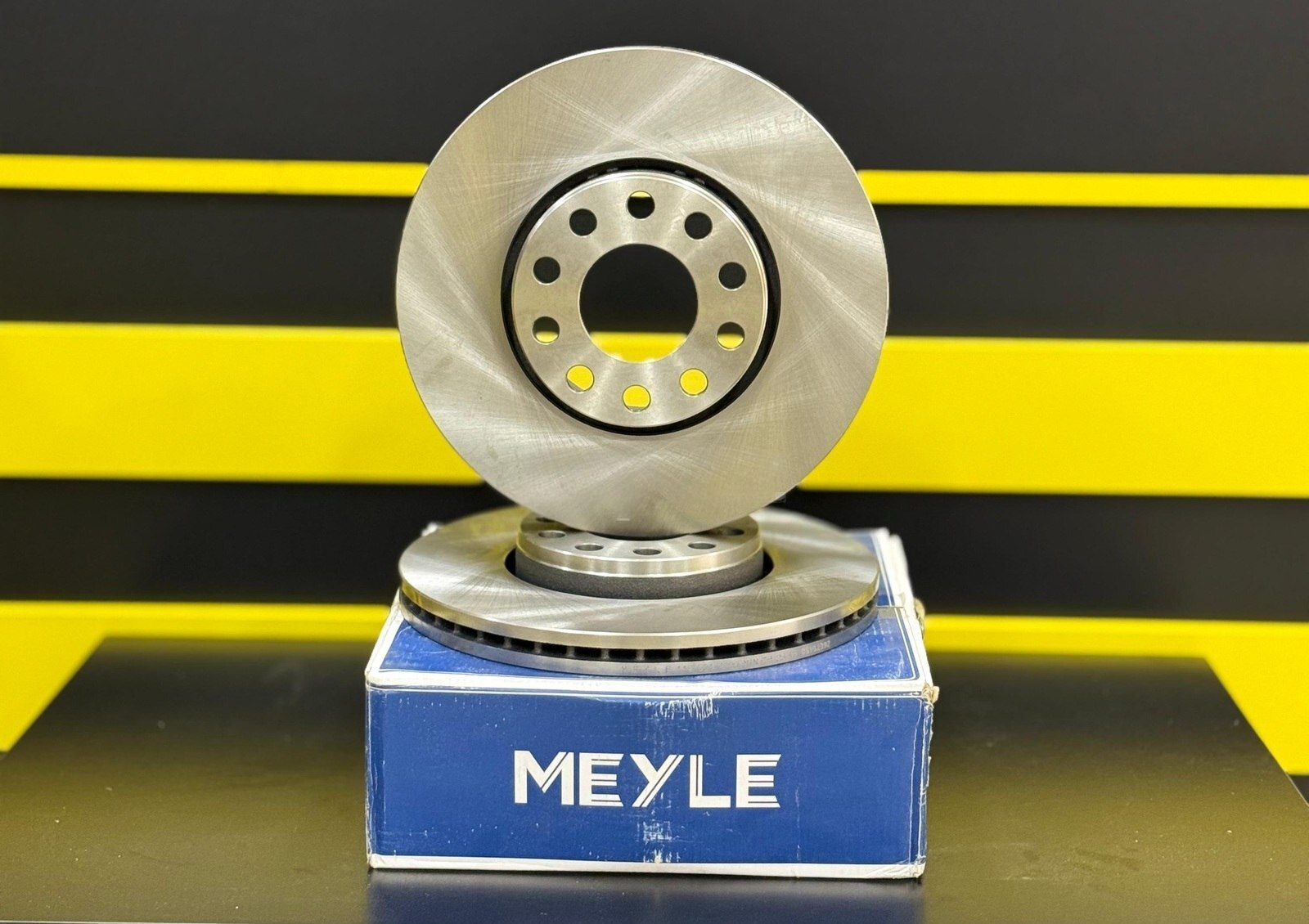 Əyləc diski Volkswagen Passat B5 / B5.5 — 80 ₼ · Bakı · Avto Əyləc diski Volkswagen Passat B5 / B5.5 — Bakı
