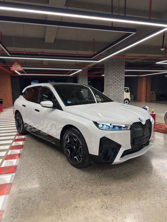 BMW iX, 105.2 kWh, 2023 il, 34 700 km — Avtomobillər, Bakı (7)