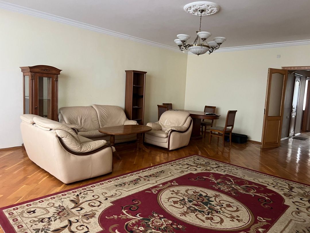 Satılır 3 otaqlı yeni tikili 160 m² — Mənzil, Bakı (7)