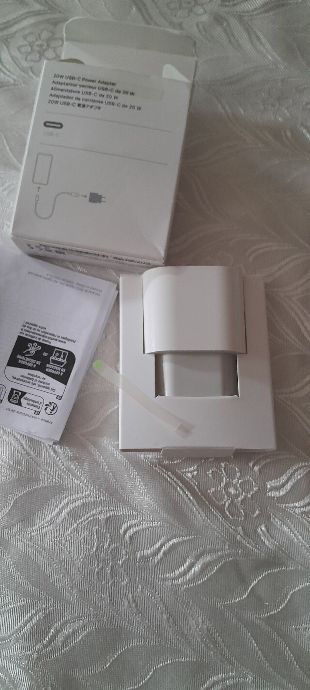 Məhsul: Apple 20W Usb‑c Güc Adapteri (EU iki sancaqlı) Xüsusiyyətlər — Şarj cihazları, Bakı (8)