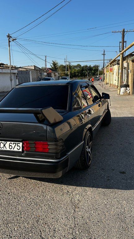 Mercedes 190, 1.8 L, 1992 il, 480 586 km 88-CK-675 — Avtomobillər, Horadiz (6)