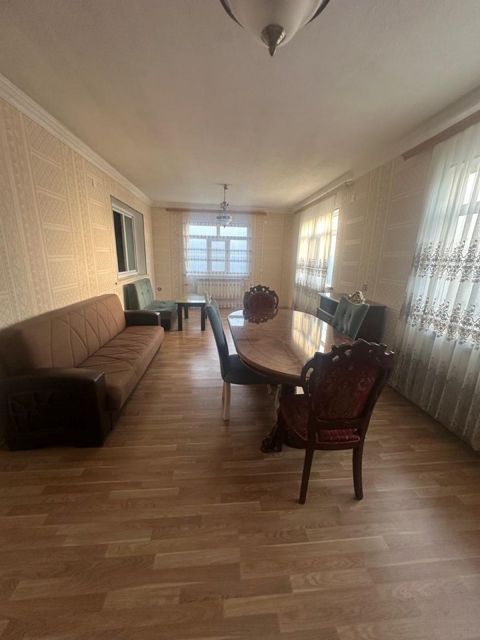 3-otaqlı mənzil, Gəncə ş., 100 m² — Gəncə