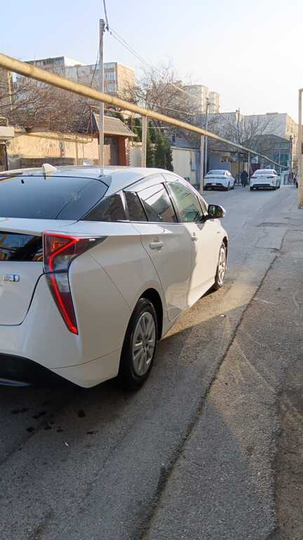 Toyota Prius, 1.8 L, 1.3 kWh, 2017 il, 245 000 km 77-SU-852 — Avtomobillər, Bakı (2)