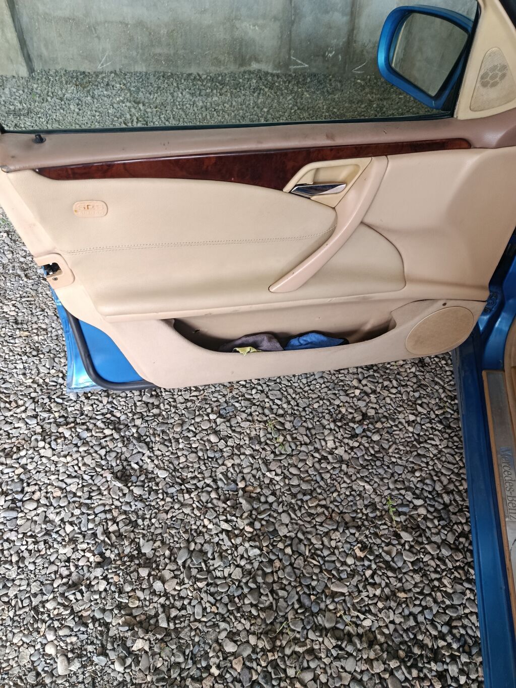 Məhsul: Mercedes-Benz W210 (E-sinfi, 1995–2002) salon komplekti – bej — Salon detalları, Biləsuvar (3)