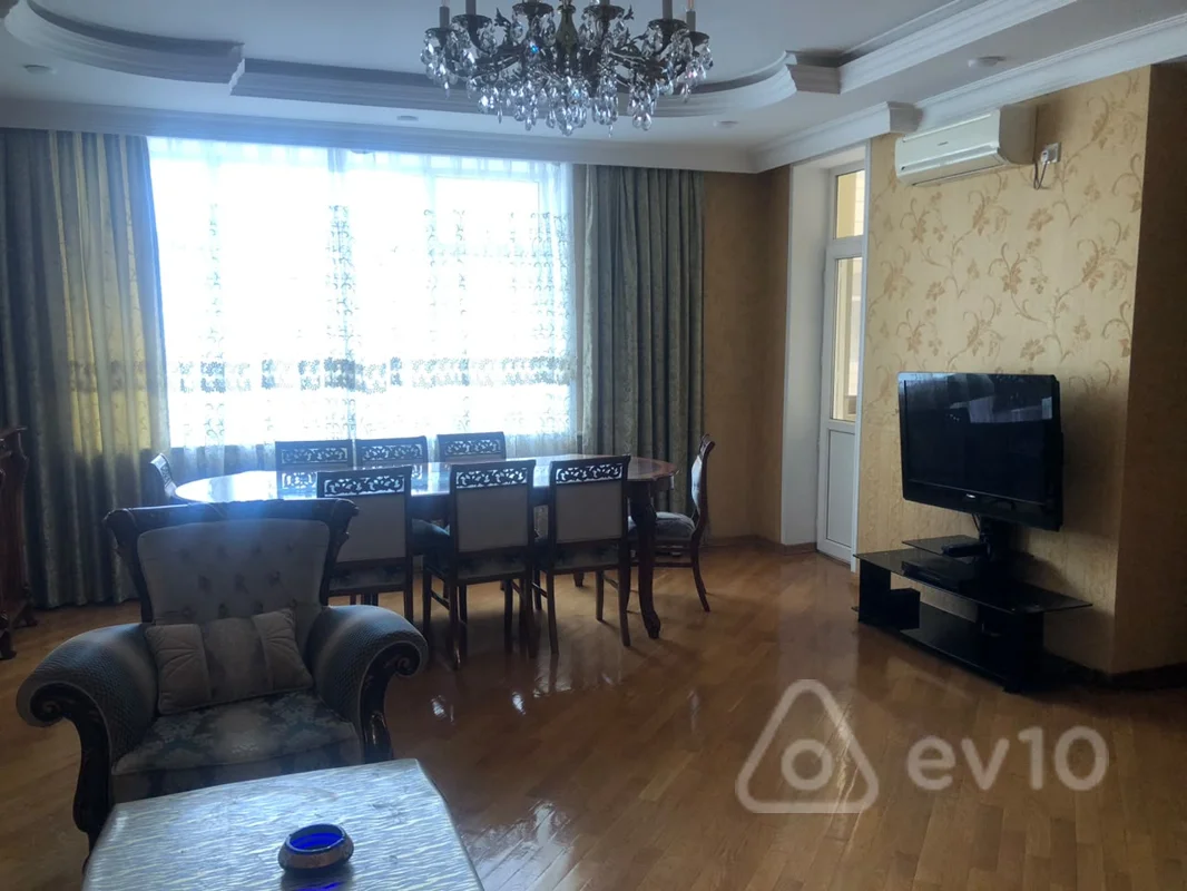 3 otaqlı mənzil, 170 m², Təbriz küçəsi — kirayə — Mənzil, Bakı (2)