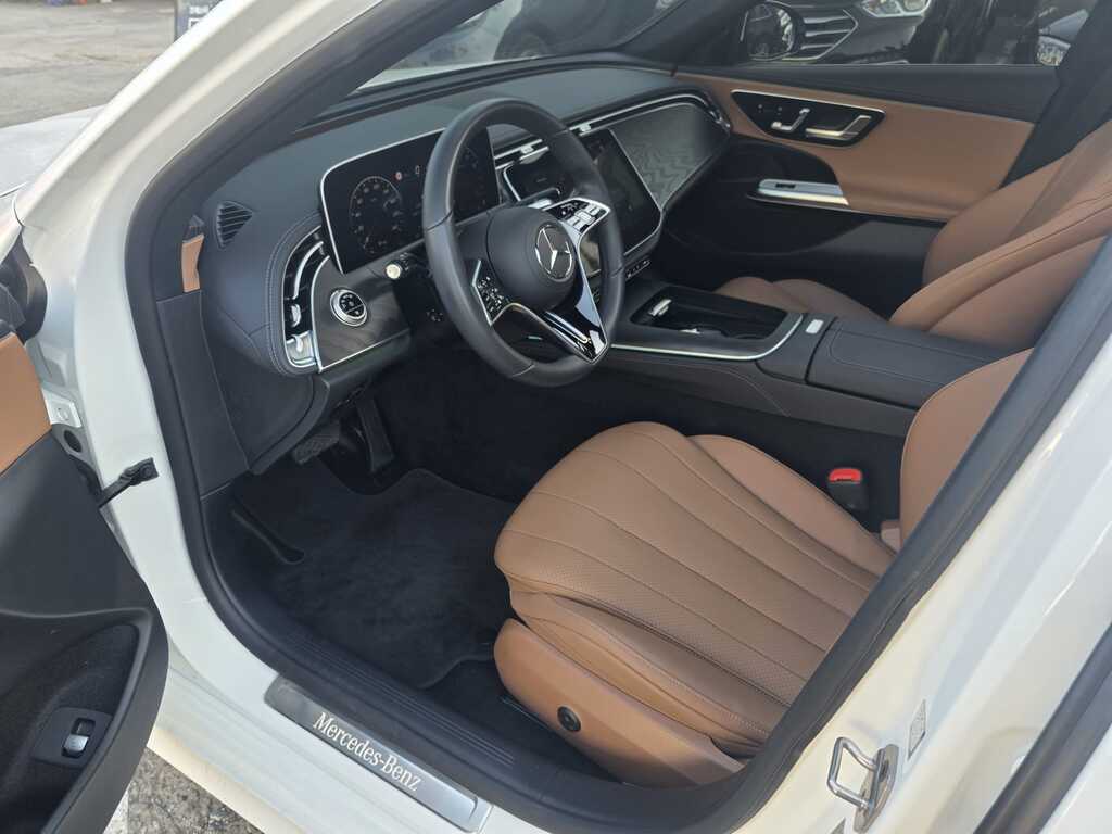 Mercedes E 200, 2.0 L, 2025 il, 40 000 km — Avtomobillər (6)