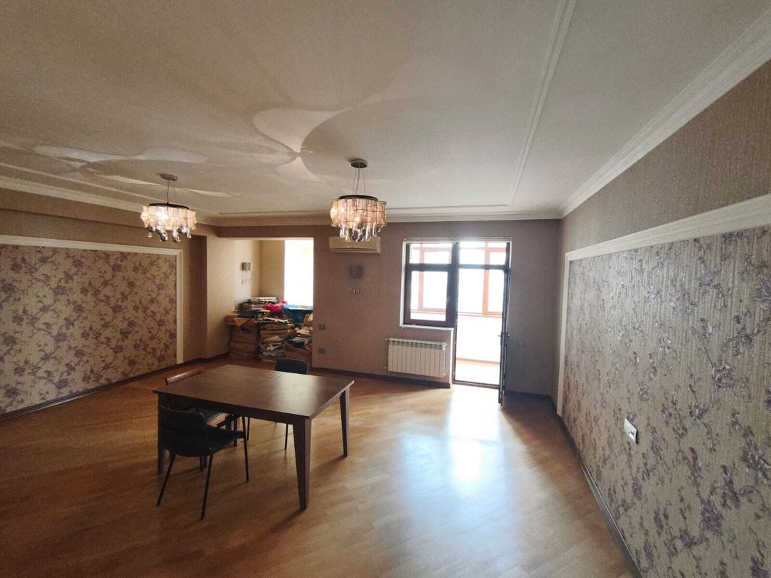 Satılır 4 otaqlı yeni tikili 220 m² — Mənzil, Bakı (6)
