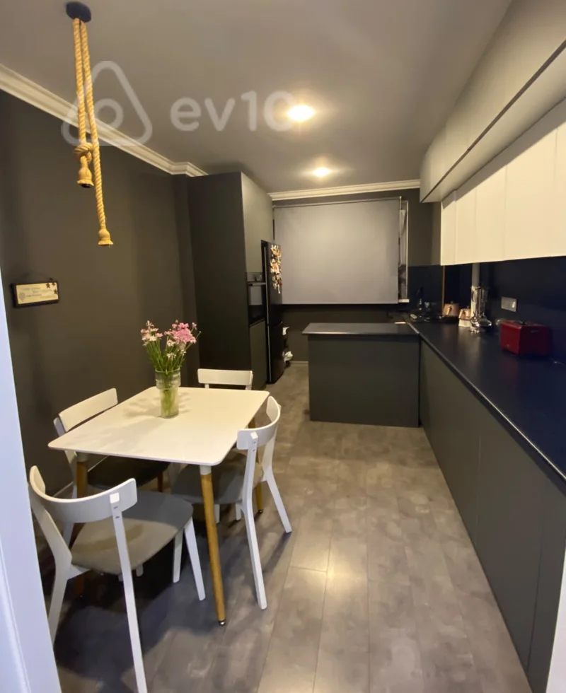 3 otaqlı mənzil, 85 m², AB massivi — 175 000 ₼ · Bakı · Mənzil 3 otaqlı mənzil, 85 m², AB massivi — Bakı