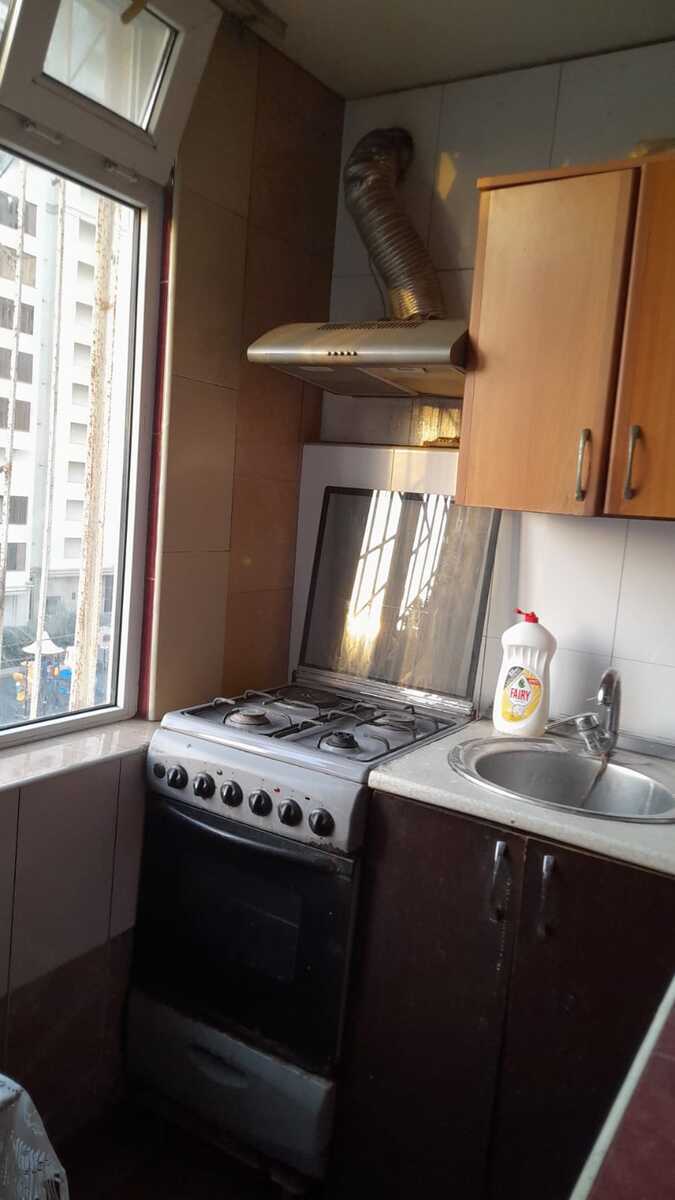 Satılır 2 otaqlı köhnə tikili 50 m² — Mənzil, Bakı (4)