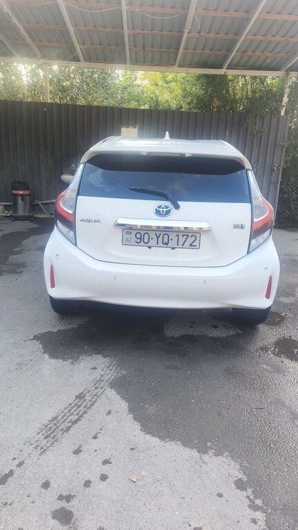 Toyota Aqua, 1.5 L, 0.87 kWh, 2020 il, 160 000 km 90-YQ-172 — Avtomobillər, Gəncə (3)