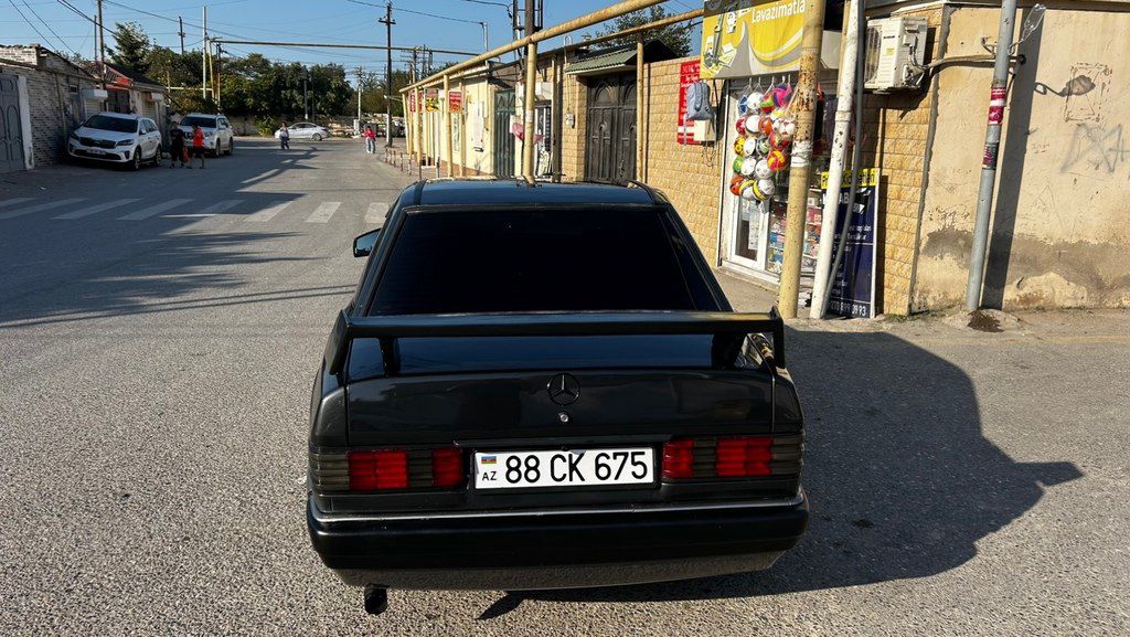 Mercedes 190, 1.8 L, 1992 il, 480 586 km 88-CK-675 — Avtomobillər, Horadiz (8)