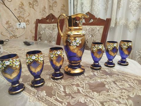 Kobalt-mavi şüşədən hazırlanmış elegan süfrə dəsti: - 1 ədəd böyük — 130 ₼ · Gəncə · Qablar və mətbəx əşyaları Kobalt-mavi şüşədən hazırlanmış elegan süfrə dəsti: - 1 ədəd böyük — Gəncə