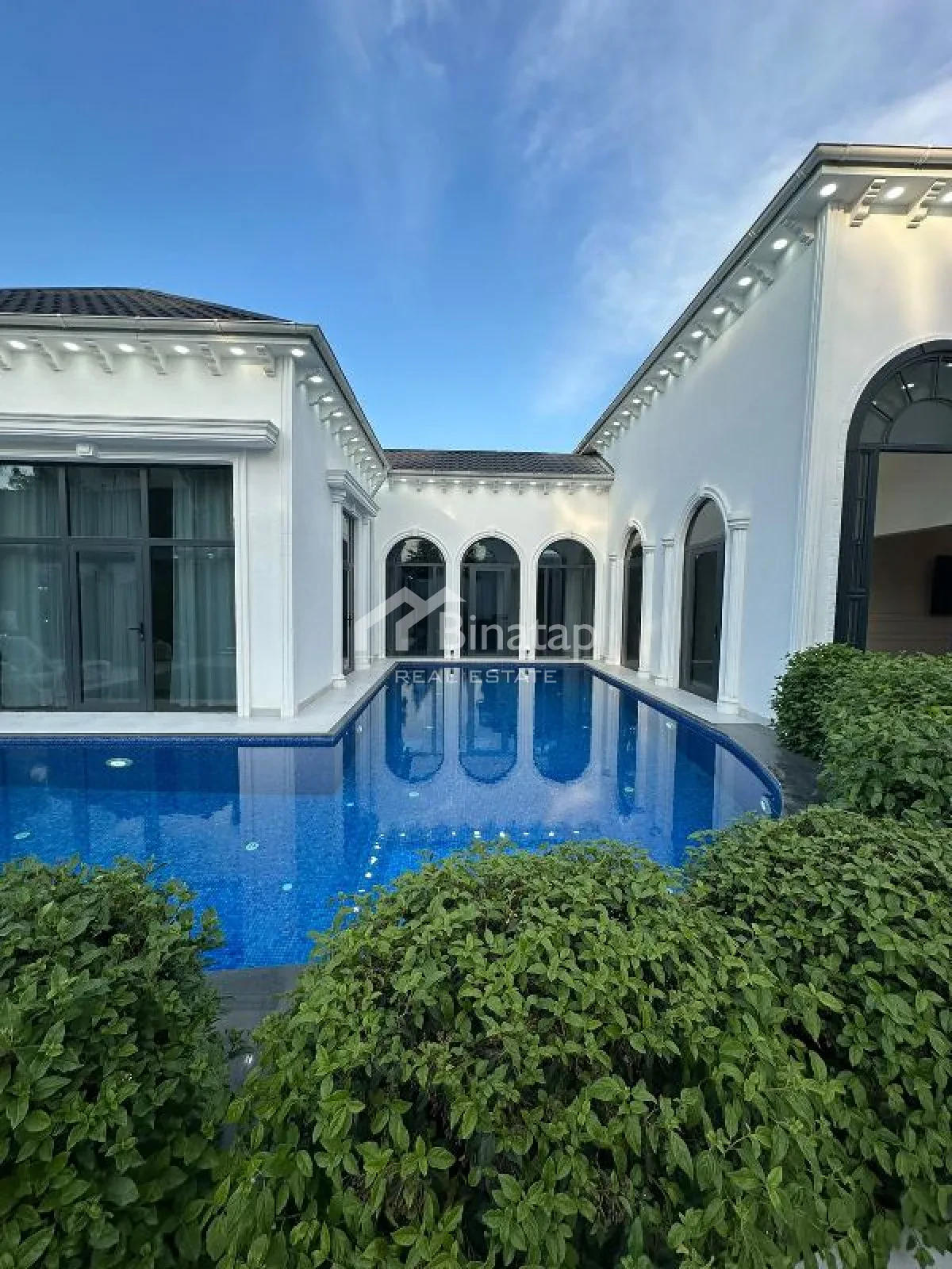 Satılır 5 otaqlı həyət evi / bağ evi 280 m², Mərdəkan qəsəbəsi, Xəzər rayonu — Ev, villa, Bakı (2)
