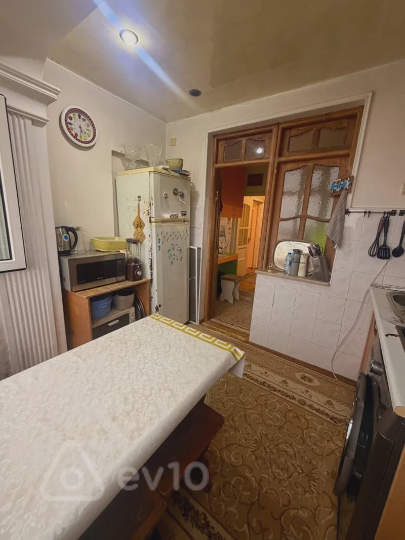 For sale: 3-room apartment (old building), 70 m² — Mənzil, Bakı (5)