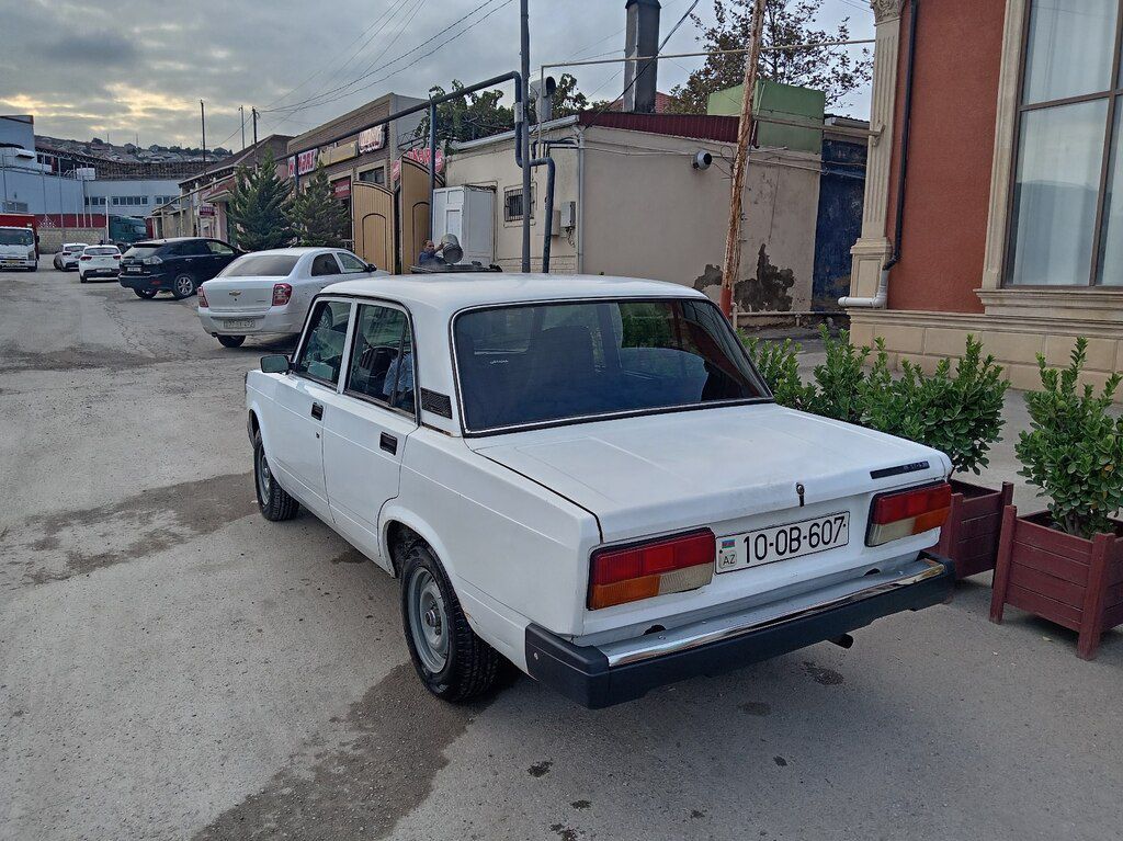 Lada (VAZ) 2107, 1.6 L, 2007 il, 348 000 km 10-OB-607 — Avtomobillər, Bakı (4)