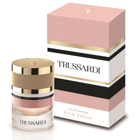 Trussardi Signature qadınlar üçün ətir suyu mini versiya 7 ml — 17 ₼ · Bakı · Mallar Trussardi Signature qadınlar üçün ətir suyu mini versiya 7 ml — Bakı
