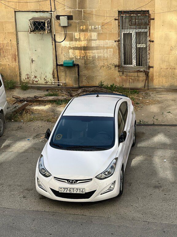Hyundai Avante, 1.6 L, 2015 il, 252 000 km 77-ET-714 — Avtomobillər, Bakı (2)