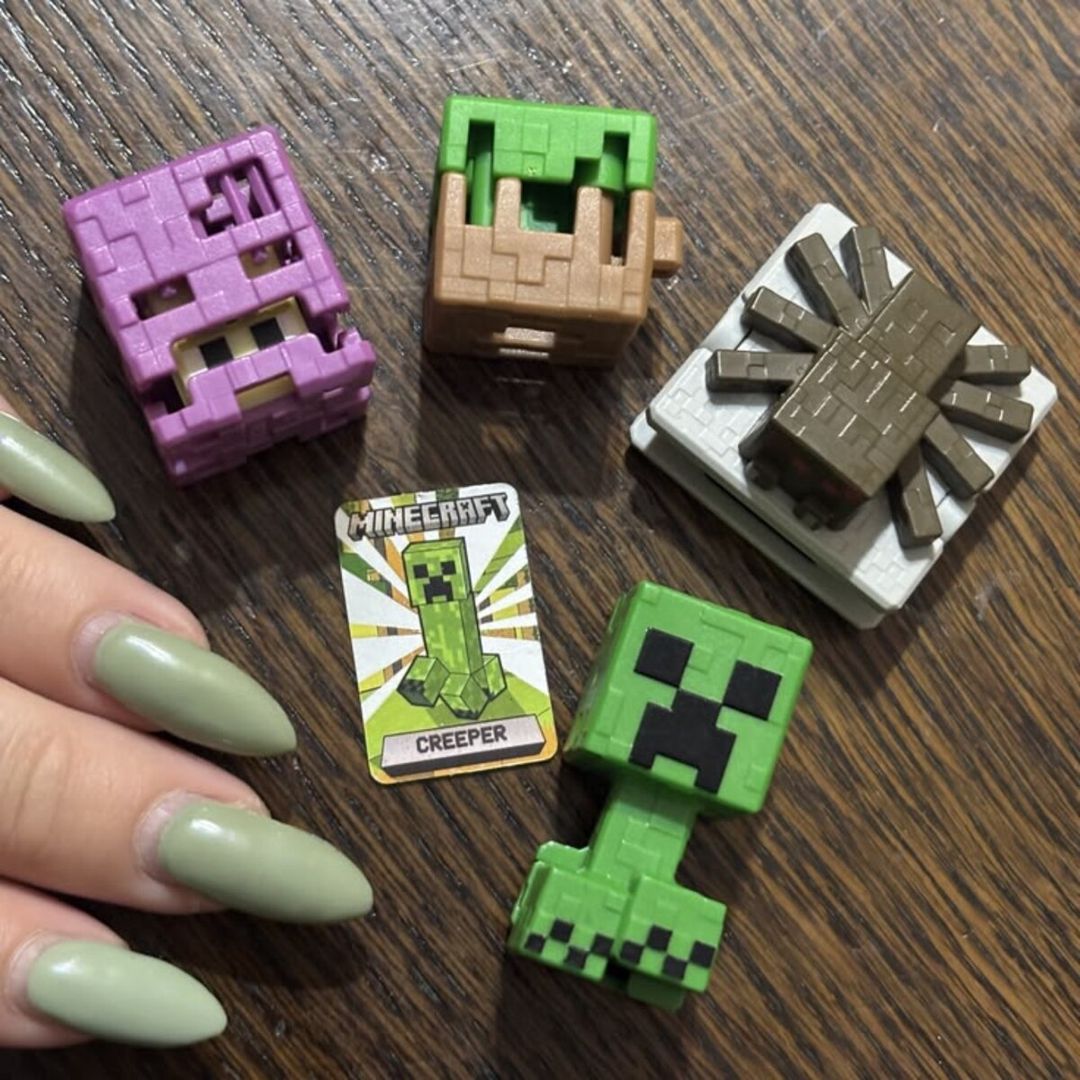 Kinder Joy Minecraft fiqurları — Oyuncaqlar, Bakı