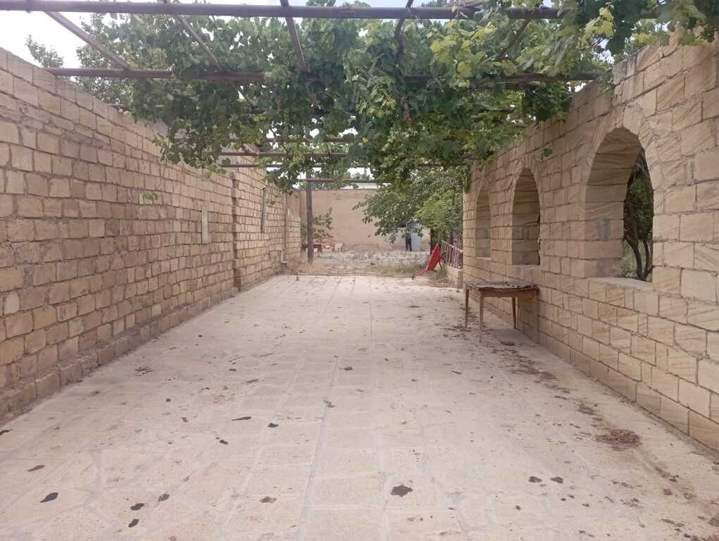 Satılır obyekt 351 m² — Əmlak, Bakı (3)