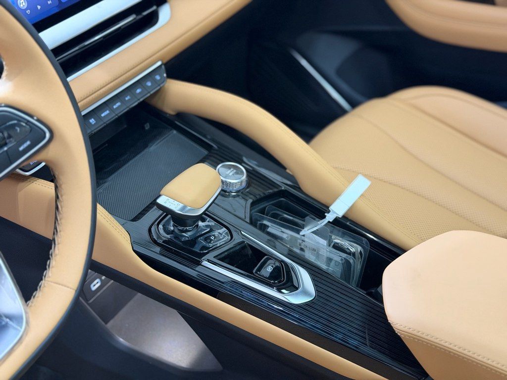 Geely Monjaro, 1.5 L, 1.64 kWh, 2026 il, yeni — Avtomobillər, Bakı (12)