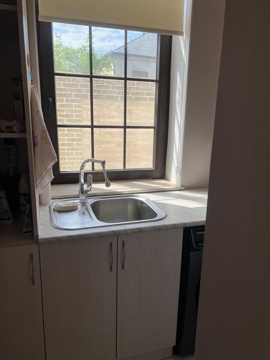 İcarəyə verilir 4 otaqlı həyət evi/bağ evi 210 m² — Ev, villa, Bakı (8)