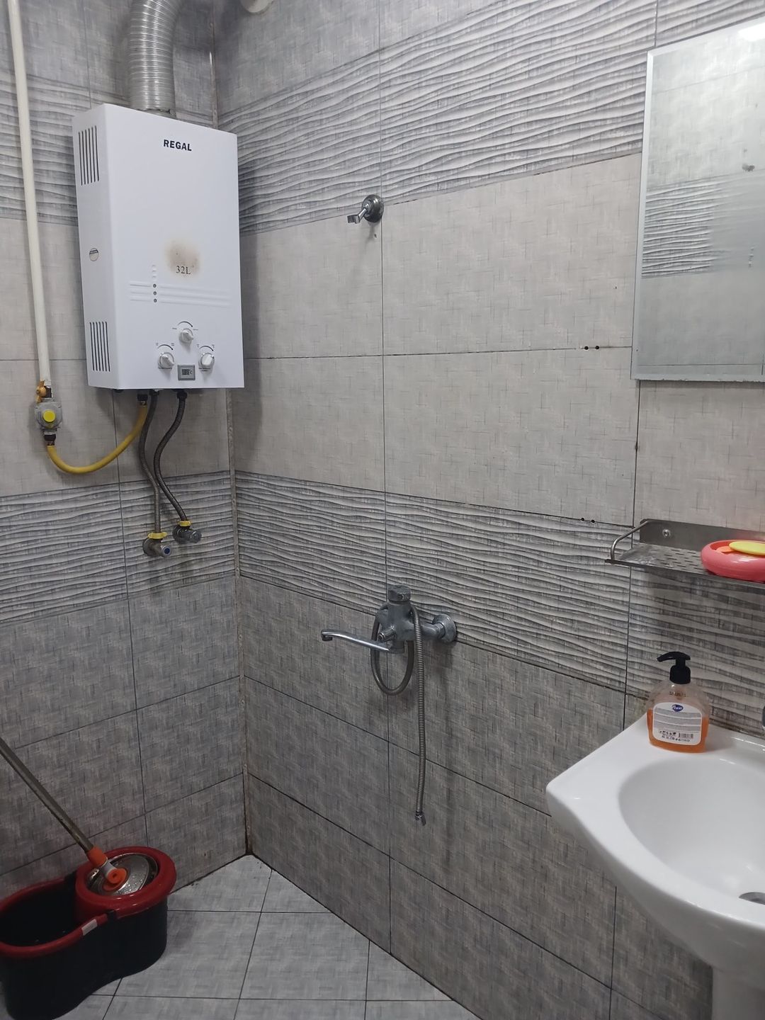 İcarəyə verilir 3 otaqlı köhnə tikili 65 m² — Mənzil, Bakı (5)