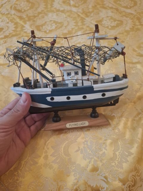 “Flying Lady” dekorativ taxta gəmi modeli - Dəniz mövzulu interyerlər — 25 ₼ · Bakı · Modellar “Flying Lady” dekorativ taxta gəmi modeli - Dəniz mövzulu interyerlər — Bakı