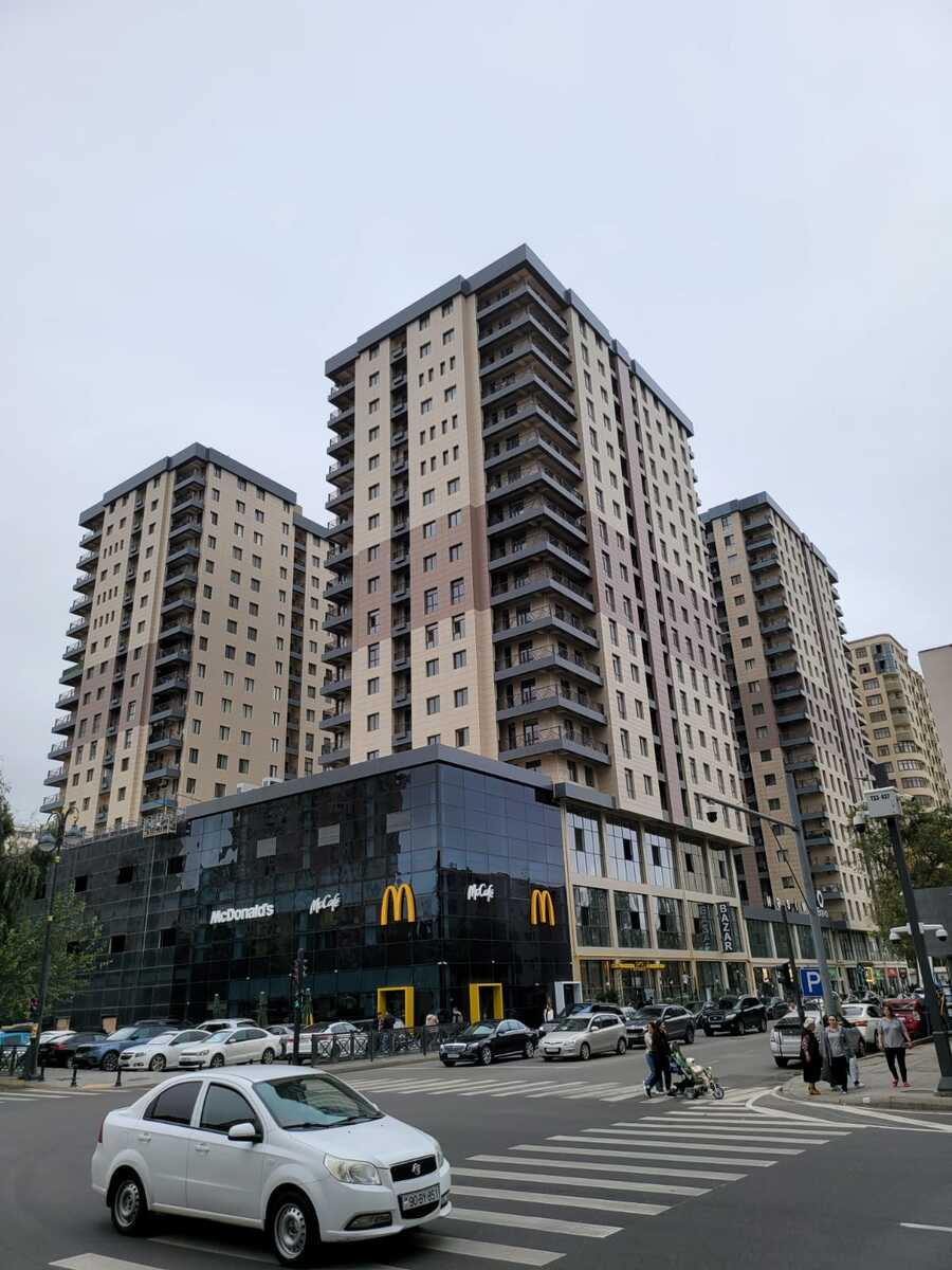 Satılır 4 otaqlı yeni tikili 195 m² — Mənzil, Bakı (2)