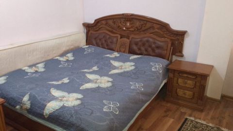 Taxt 150azn satilir unvan Mesdaga.Leman86 kod1761 — 150 ₼ · Bakı · Mebel Taxt 150azn satilir unvan Mesdaga.Leman86 kod1761 — Bakı