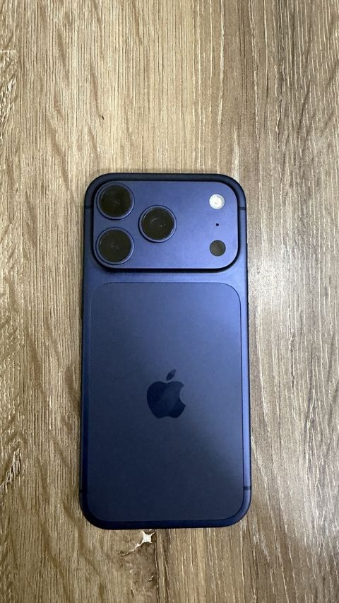 Apple iPhone 17 Pro Deep Blue 256GB/12GB — 2 180 ₼ · Bakı · Smartfonlar Apple iPhone 17 Pro Deep Blue 256GB/12GB — Bakı