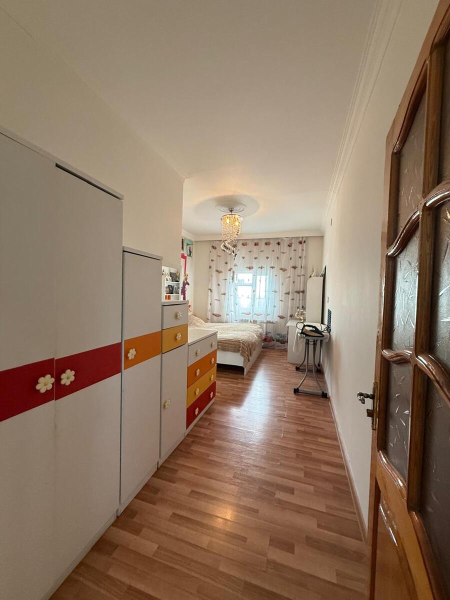 Satılır 5 otaqlı həyət evi/bağ evi 210 m² — Ev, villa, Bakı (12)