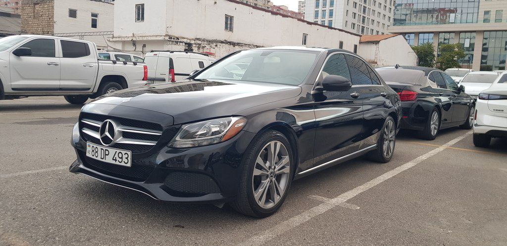 Mercedes C 300, 2.0 L, 2017 il, 162 000 km 88-DP-493 — Avtomobillər, Bakı (2)