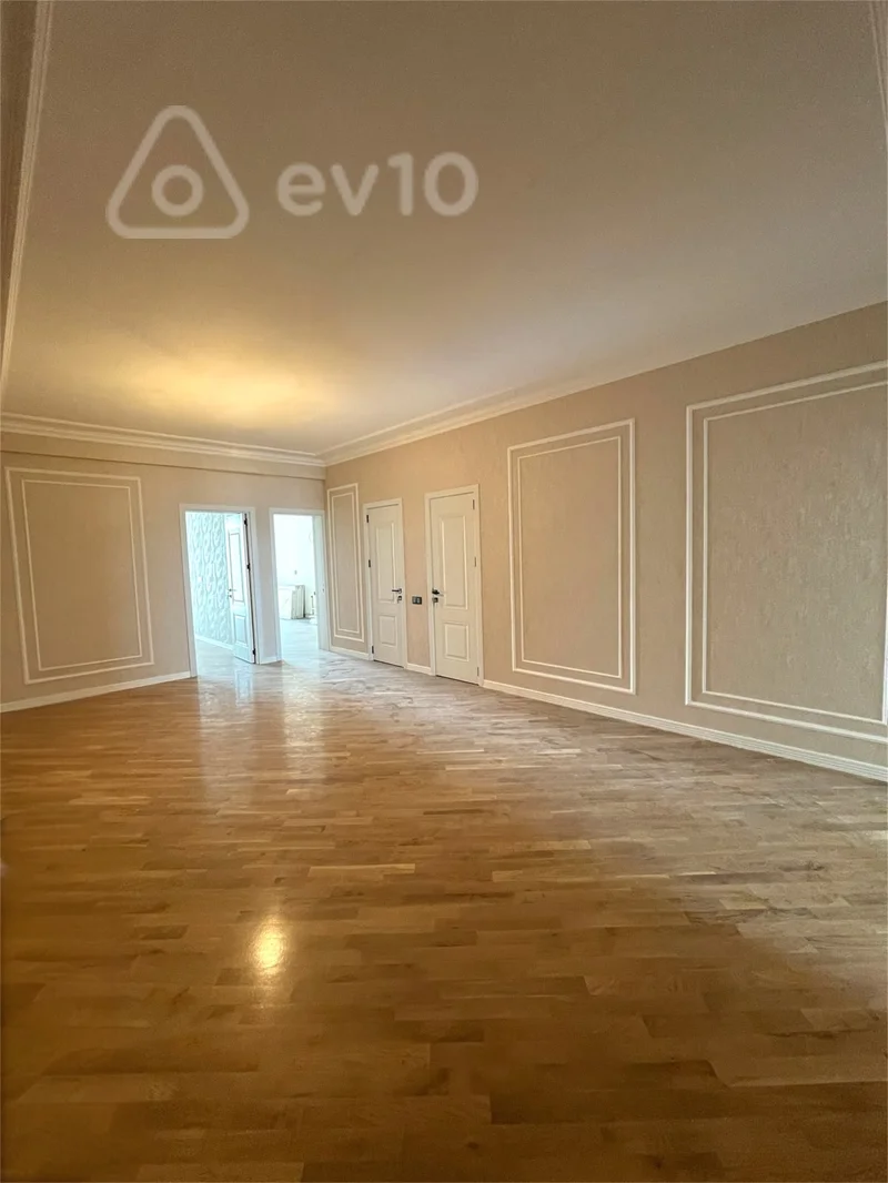 3 otaqlı mənzil, 138 m², 8 Noyabr prospekti — Mənzil, Bakı (4)