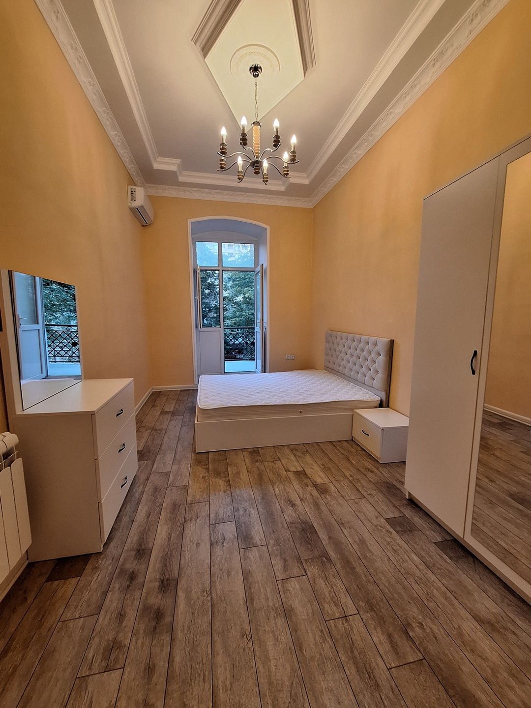 Satılır 4 otaqlı köhnə tikili 125 m² — Mənzil, Bakı (6)