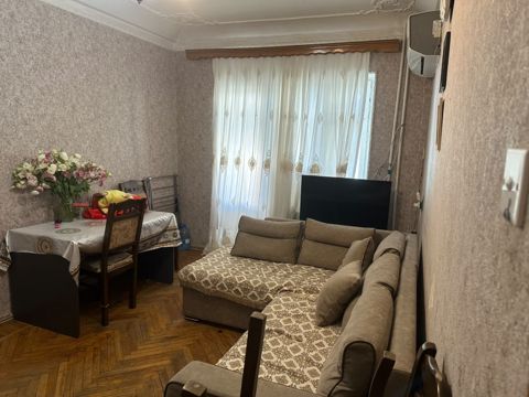 Satılır 2 otaqlı köhnə tikili 50 m² — Bakı