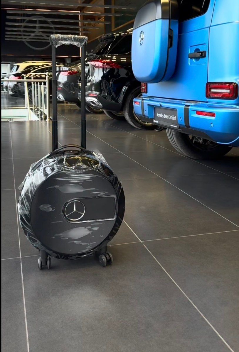 Çamadan Mercedes — Şəxsi əşyalar, Bakı (2)