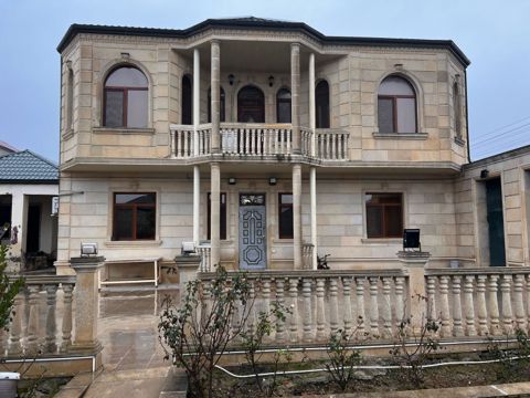 Satılır 6 otaqlı həyət evi/bağ evi 280 m² — 340 000 ₼ · Bakı · Ev, villa Satılır 6 otaqlı həyət evi/bağ evi 280 m² — Bakı
