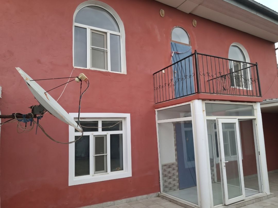 Satılır 6 otaqlı həyət evi/bağ evi 220 m² — Ev, villa, Bakı (2)