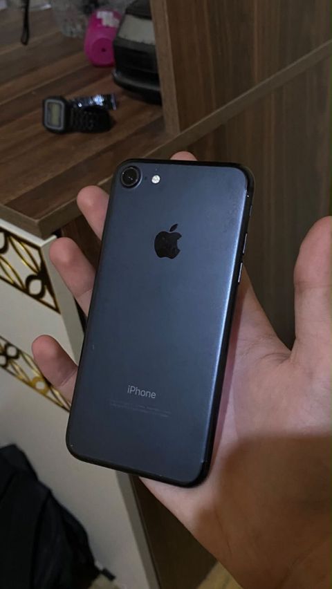 IPhone 7, 32 GB, Qara — Bakı