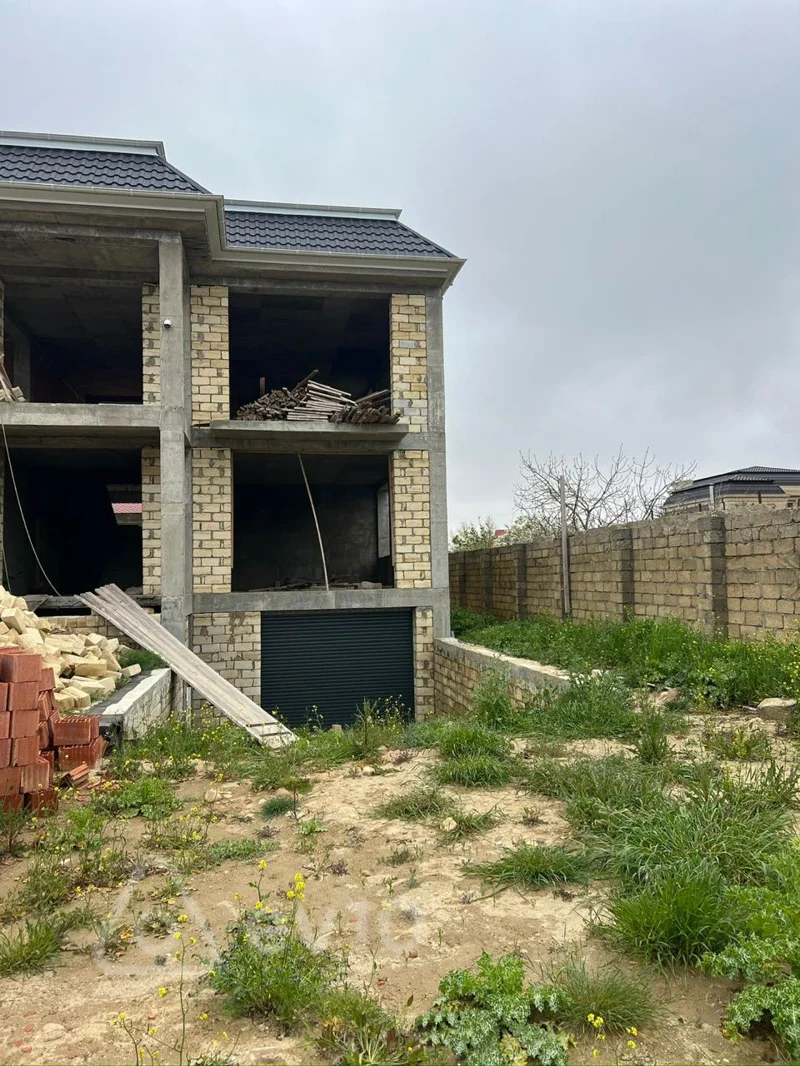 7 otaqlı həyət evi, 350 m², Novxanı Zərifə Əliyeva küçəsi — Ev, villa, Bakı (3)