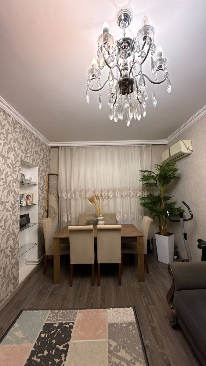Satılır 2 otaqlı köhnə tikili 49 m² — Mənzil, Bakı