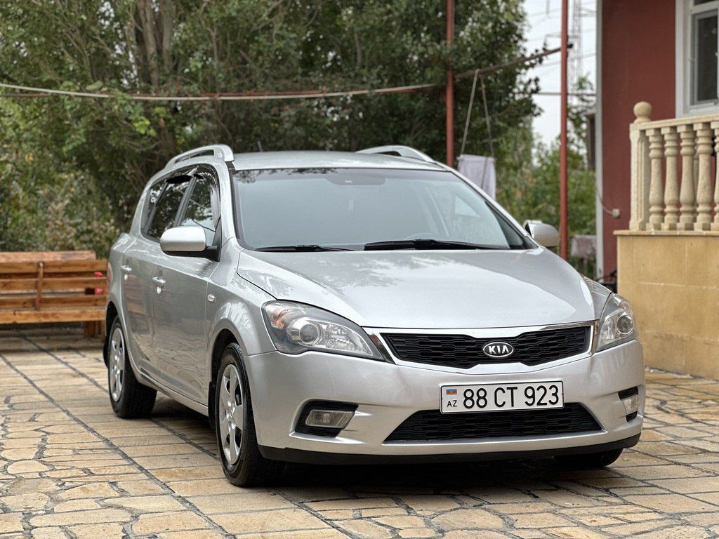 Kia Ceed SW, 1.6 L, 2010 il, 250 000 km 88-CT-923 — Avtomobillər, Bakı (4)