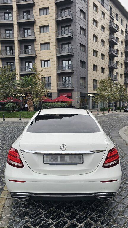 Mercedes E 220 d, 2.0 L, 2018 il, 218 011 km — Avtomobillər, Bakı (4)