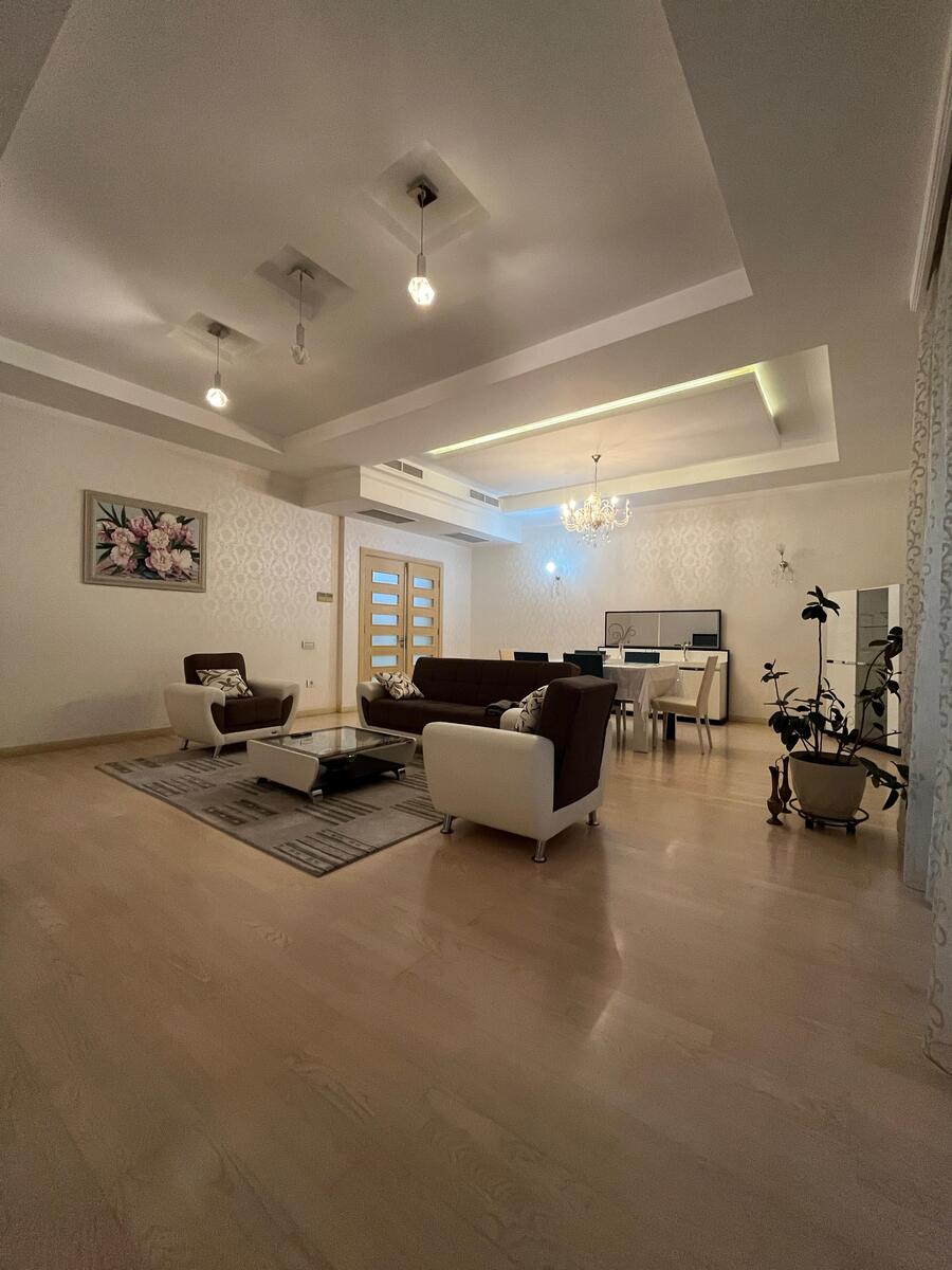 İcarəyə verilir 4 otaqlı yeni tikili 240 m² — Mənzil, Bakı (3)