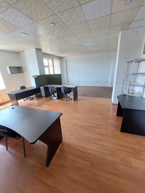 İcarəyə verilir 4 otaqlı ofis 175 m² — Bakı