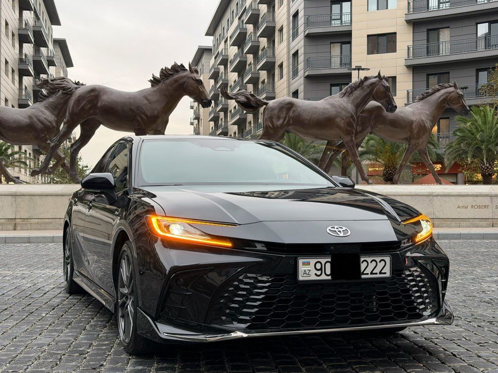 Toyota Camry, 2.0 L, 1 kWh, 2025 il, 46 000 km — Avtomobillər, Bakı
