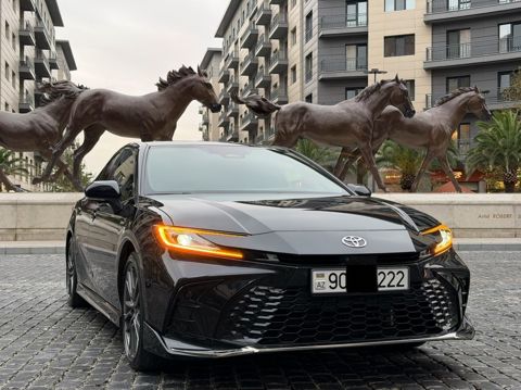 Toyota Camry, 2.0 L, 1 kWh, 2025 il, 46 000 km — 54 500 ₼ · Bakı · Avtomobillər Toyota Camry, 2.0 L, 1 kWh, 2025 il, 46 000 km — Bakı