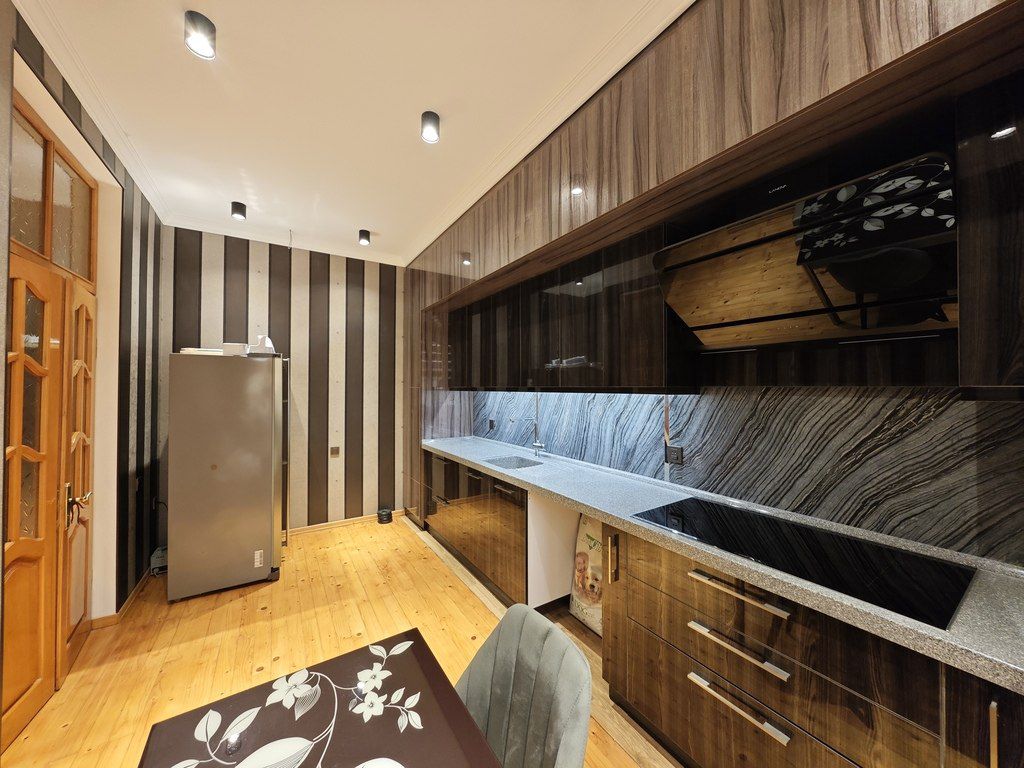 Satılır 6 otaqlı həyət evi/bağ evi 280 m² — Ev, villa, Bakı (10)