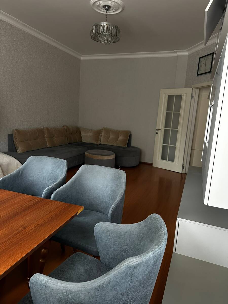 Satılır 2 otaqlı köhnə tikili 74 m² — Mənzil, Bakı (6)
